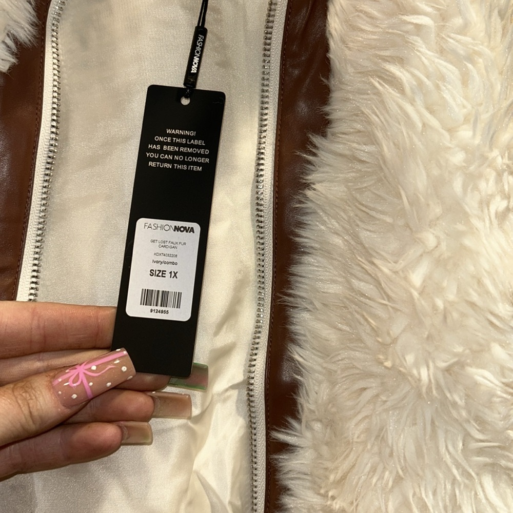 Fur jacket❤️ - Picture 4 of 8